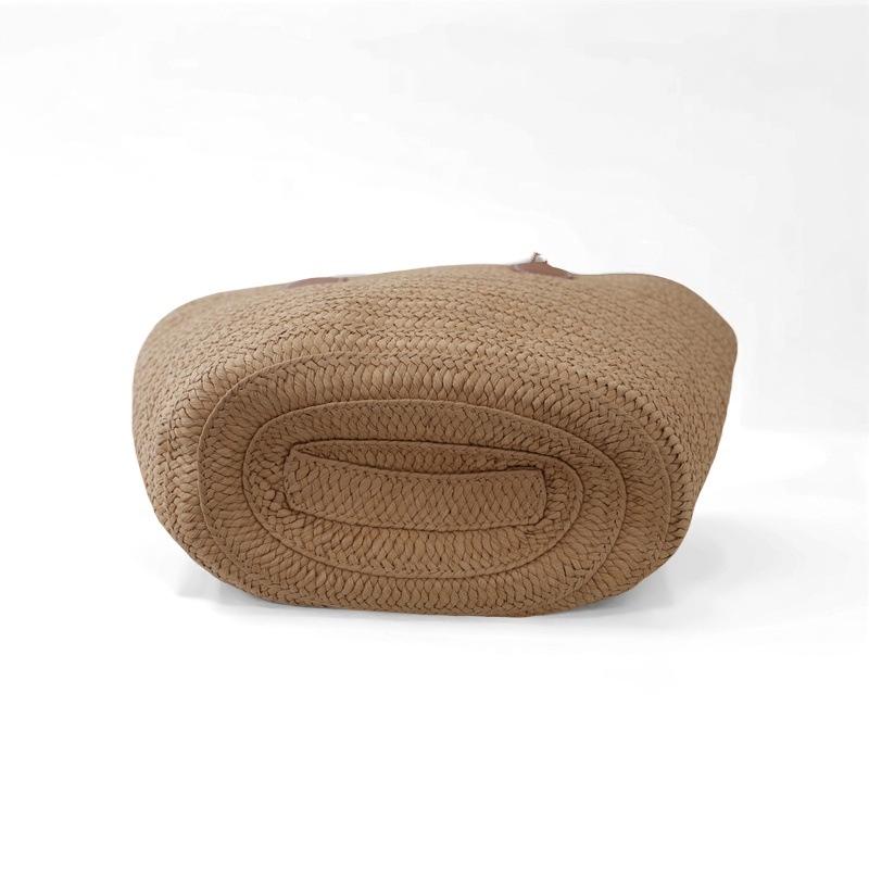 Women's Large Capacity Woven Straw Tote Bag - 2024 High-End Shoulder Bag for Beach or Commute