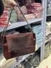 Solid Color Retro Women's Chain Bag: Large Capacity Autumn/Winter Shoulder & Crossbody Bag