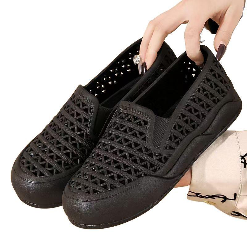 Summer thick-soled women's hole sandals comfortable shoes beach little white shoes breathable non-slip soft-soled nurse shoes