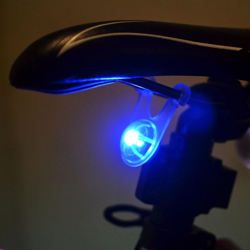 

Предупреждающие огни-лягушки Фонари безопасности при езде, оснащенные силиконовыми задними фонарями для горных велосипедов