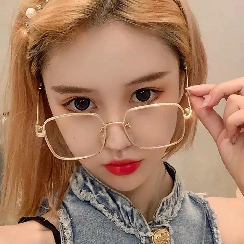 Retro Square Metal Glitter Frames Eyeglasses Female Stylish Optical Myopia Blocking Eyewear Reading Anti-blue Lightweight Glasses