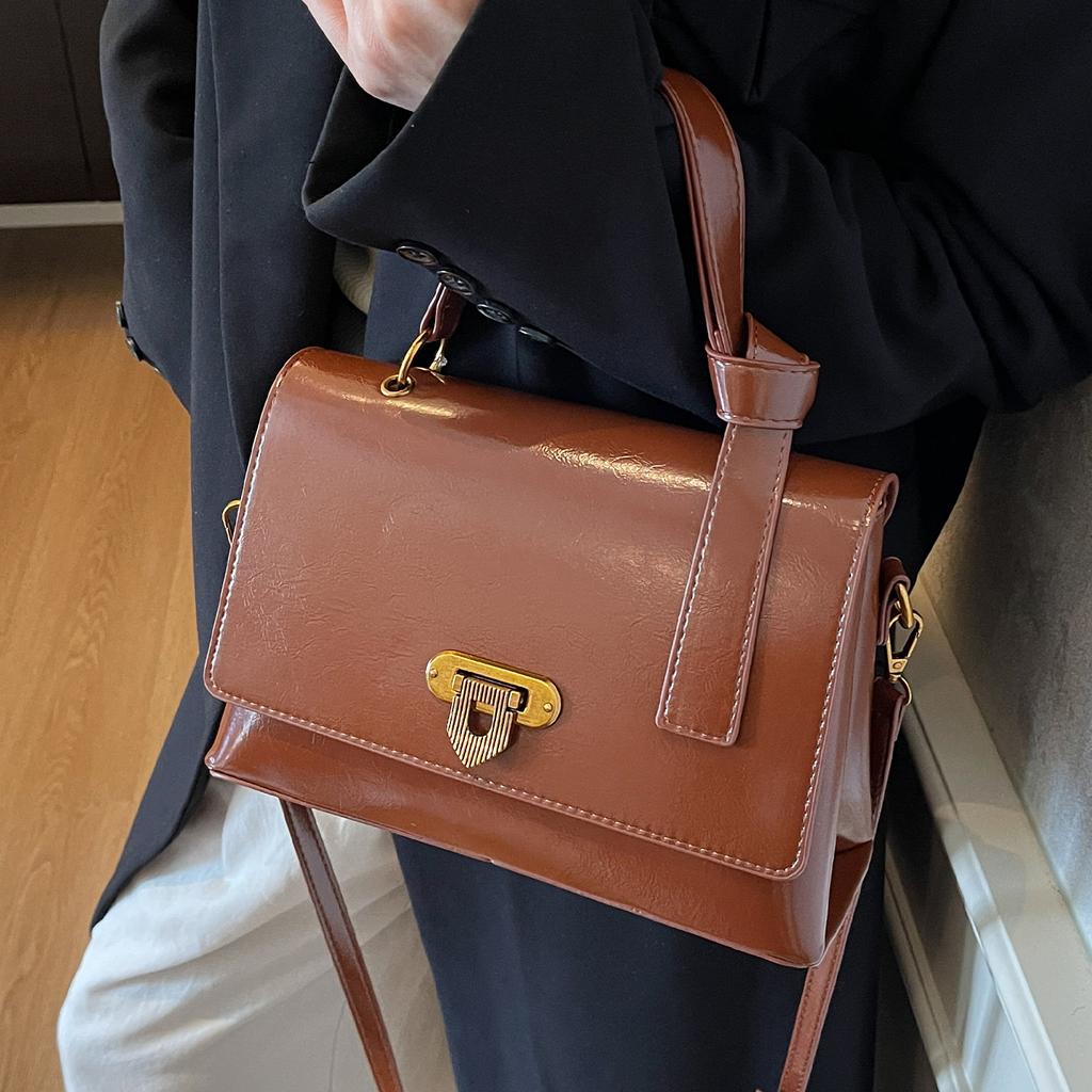 High-end Buckle Women's Crossbody Bags Fashion Black Casual Square Traveling Handbags Trendy Large Capacity PU Shoulder Pack