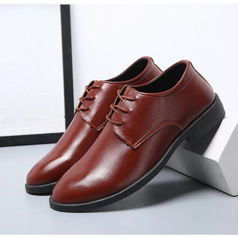 Pánské nové business kožené boty Neformální formální vycházková obuv Módní pohodlné ploché elegantní pánské svatební boty