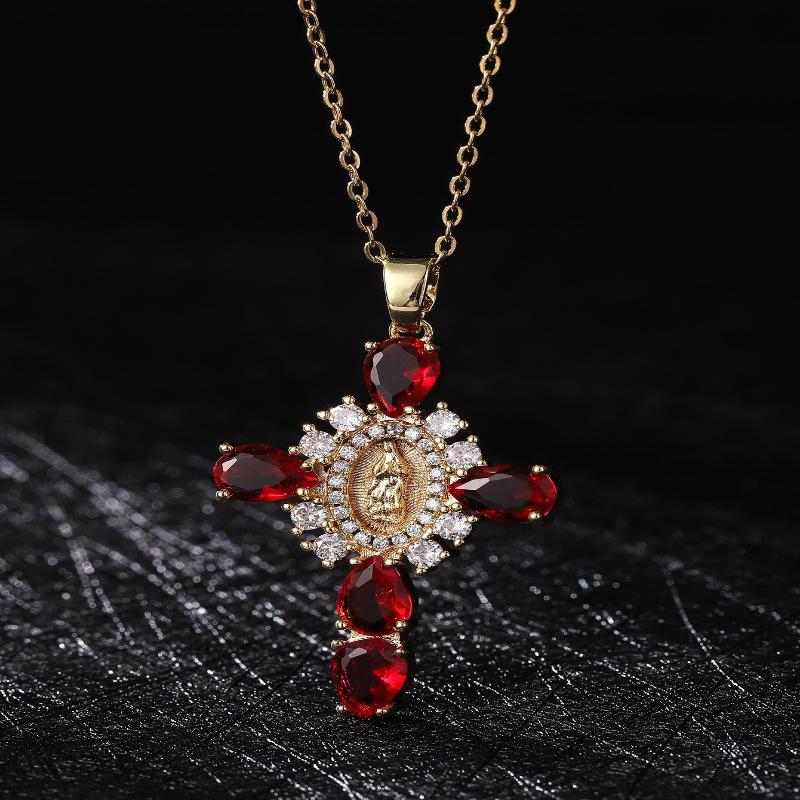 Retro European Style Zircon Cross Necklace Gilded Light Crystal Crucifix Necklace Religious Luxury Crucifix Pendant Chain Men
