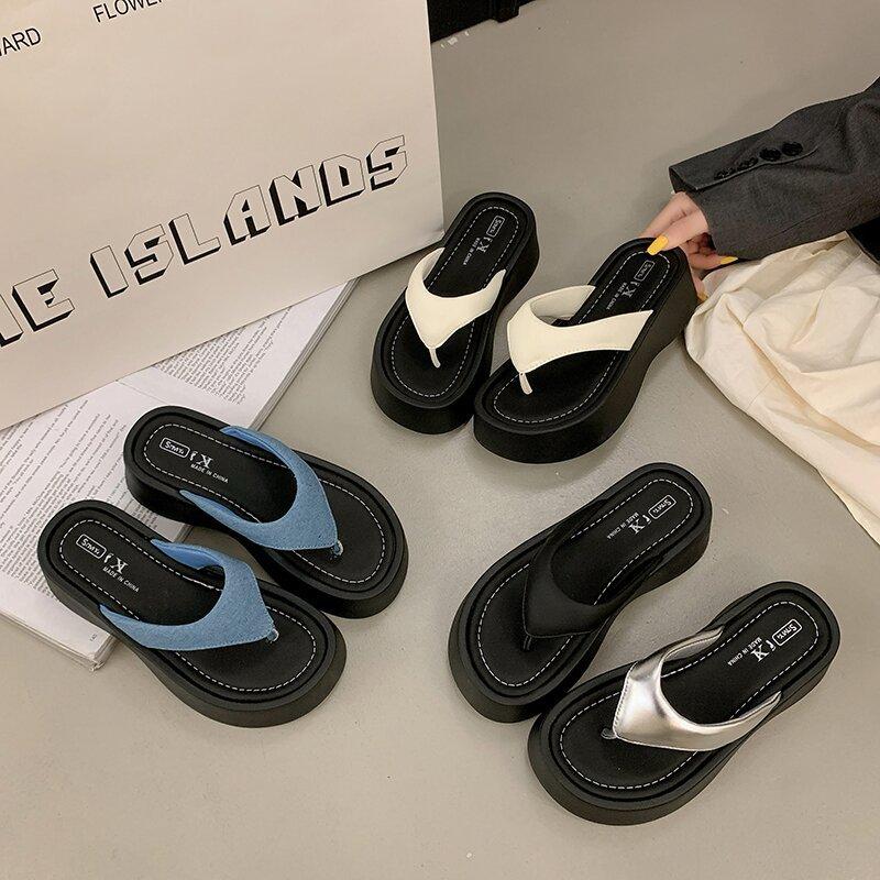 Small muffin thick-soled flip-flops shoes women's shoes wear 2025 new summer sandals toe sandals