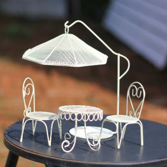 Yousheng Dollhouse Miniature Bistro Table/Chairs/Beach Umbrella Accessories, Metal 1:12 Scale Miniatures, Outdoor Coffee/Tea Furniture, Fairy Garden