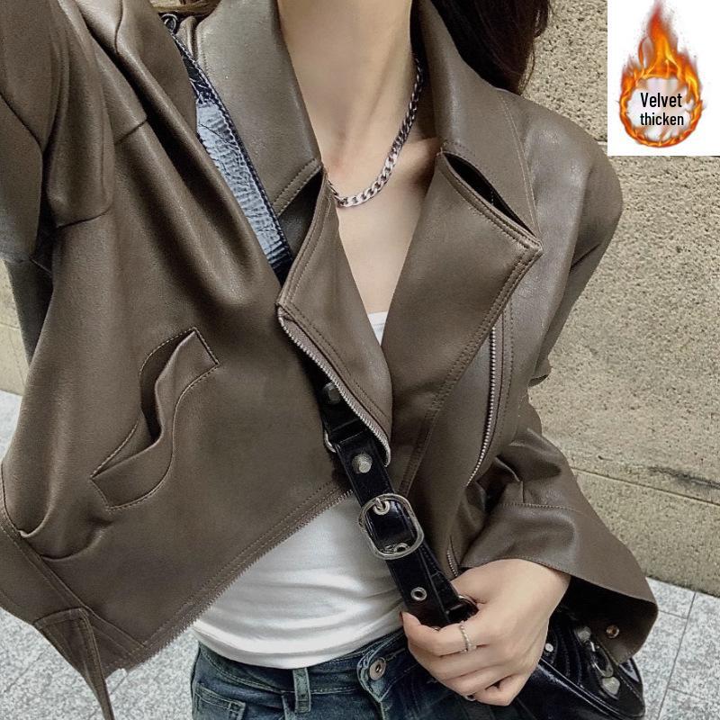 2025 Autumn Women's Petite Slimming Leather Jacket with Versatile Lapel Design