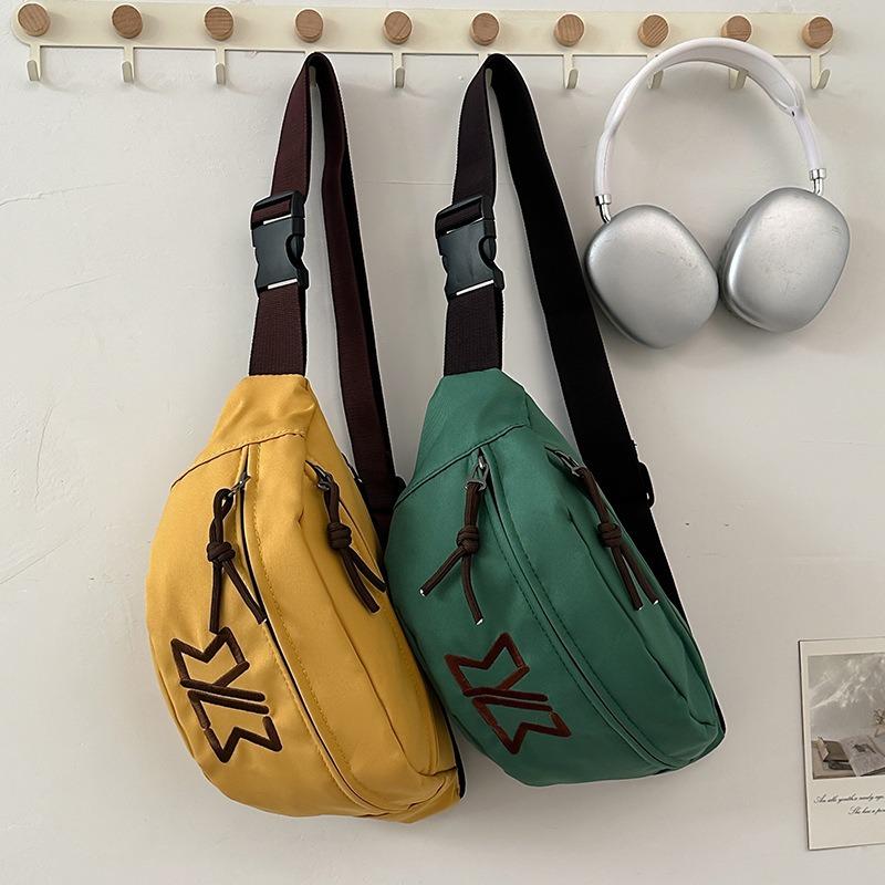 Women's Breast Bag Versatile Fashion Couple Mobile Phone Fanny Pack Men's Cool Large Capacity Sports and Leisure Messenger Bag