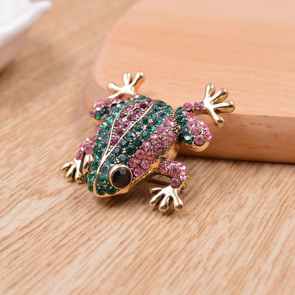 Blucome 3 Colors Choose Rhinestone Frog Brooches for Women Vintage Fashion Animal Pin Cute Vivid Carton Style Jewelry