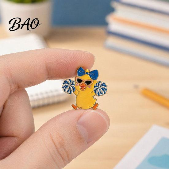 Enamel Pin Technology Brooch, Cartoon Anime Cheerleading Duck Shape Pin, Small Daily Wear Brooch Sturdy for School Uniforms Bags Alloy Base