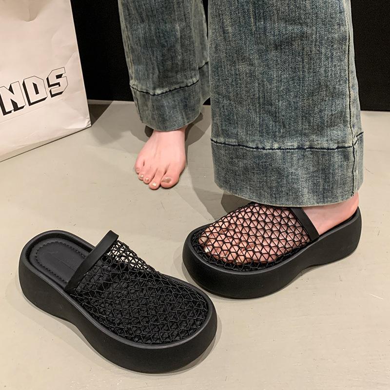 New Style of Women's Shoes Breathable Thick-soled Flip-flops
