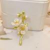 Elegant Jasmine Flower Brooches For Women  Plant Pearl Brooch Vintage Clothing Decoration Party Gifts Jewelry Accessories