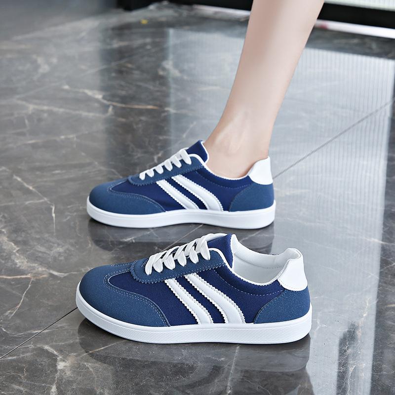 2026 spring and autumn new women's board shoes student flats low-top round head casual sports shoes