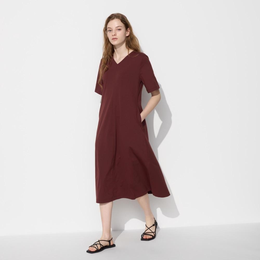 

UNIQLO JAPAN Ультраэластичное платье Air Rhythm