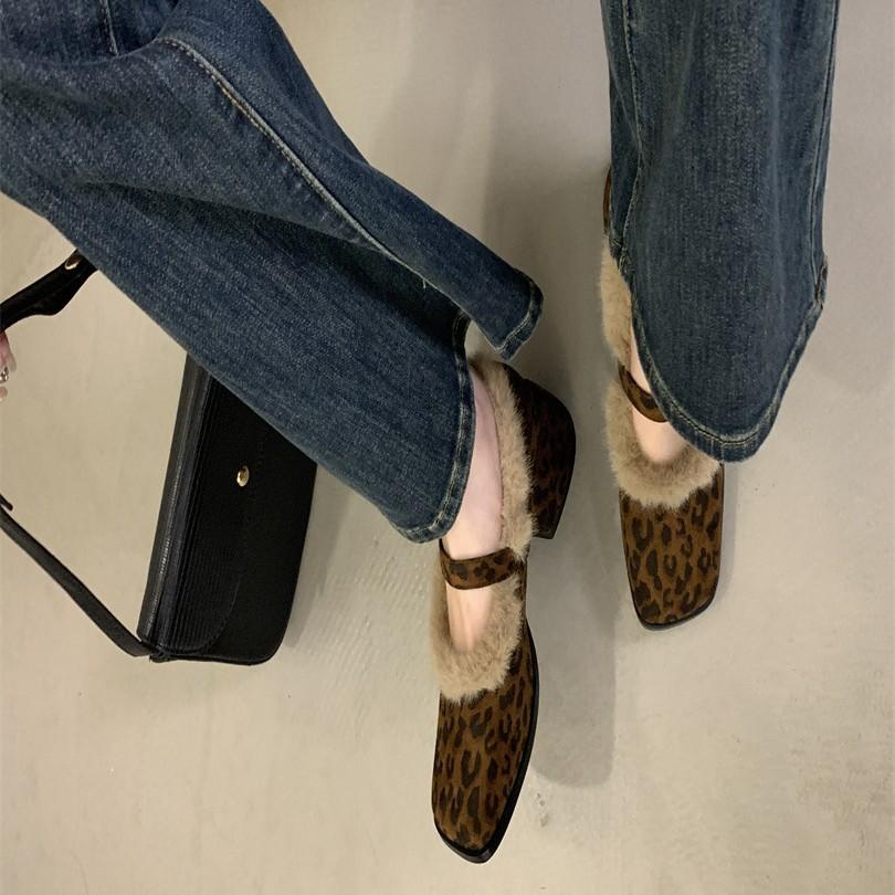 Thick-heeled Bag-headed Shoes for Women's 2025 Autumn and Winter New French Retro Square-headed Leopard Print Plush Mary Jane Mao Shoes