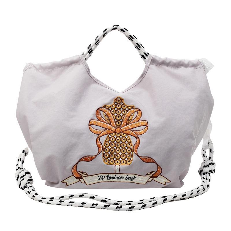Niche shopping bag Embroidery flower portable small satchel bag Lightweight shopping messenger bag Mobile phone bag Women's fashion shoulder bag