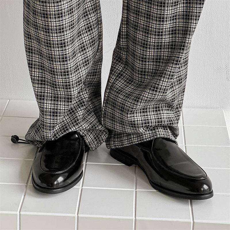 

Small leather shoes men s Korean version trendy casual one-pedal lazy loafers breathable British versatile Doudou shoes 241212 38 чёрный