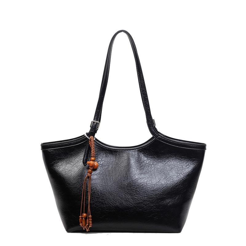 Retro Bag Women's Large Capacity 2025 New Autumn and Winter Versatile Simple Shoulder Bag Texture Commuter Tote Bag