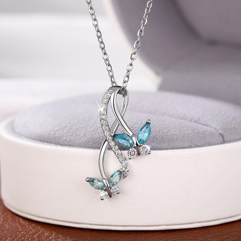 

Blue Butterfly Pendant Necklace Charming Female Engagement Wedding Trendy Jewelry Classic Cubic Zirconia Neck Accessories 45cm