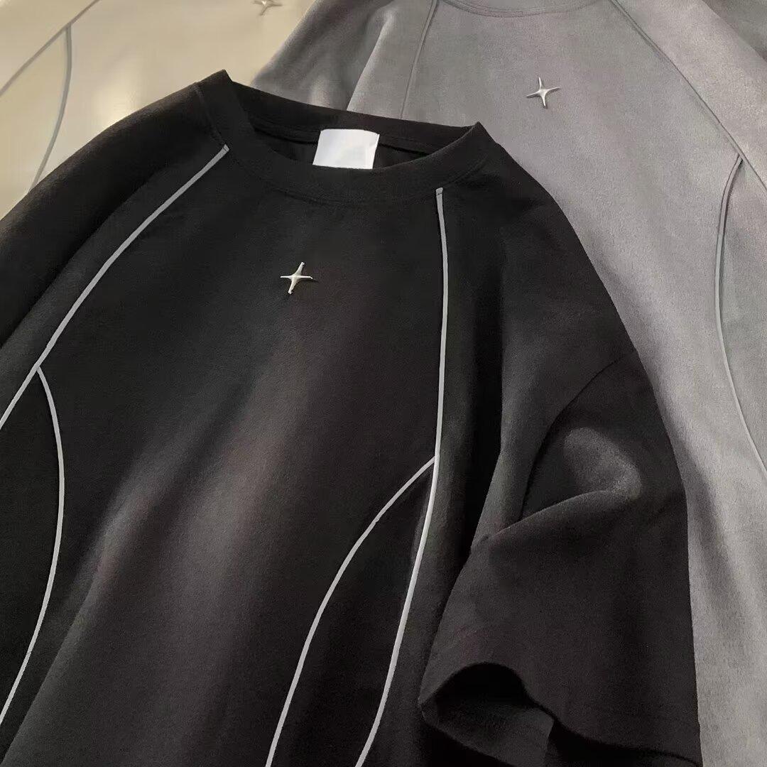 

Футболка мужская из толстого материала с наплечниками и застежкой-молнией в стиле ретро 2024 года — короткий рукав, летний тренд Large чёрный