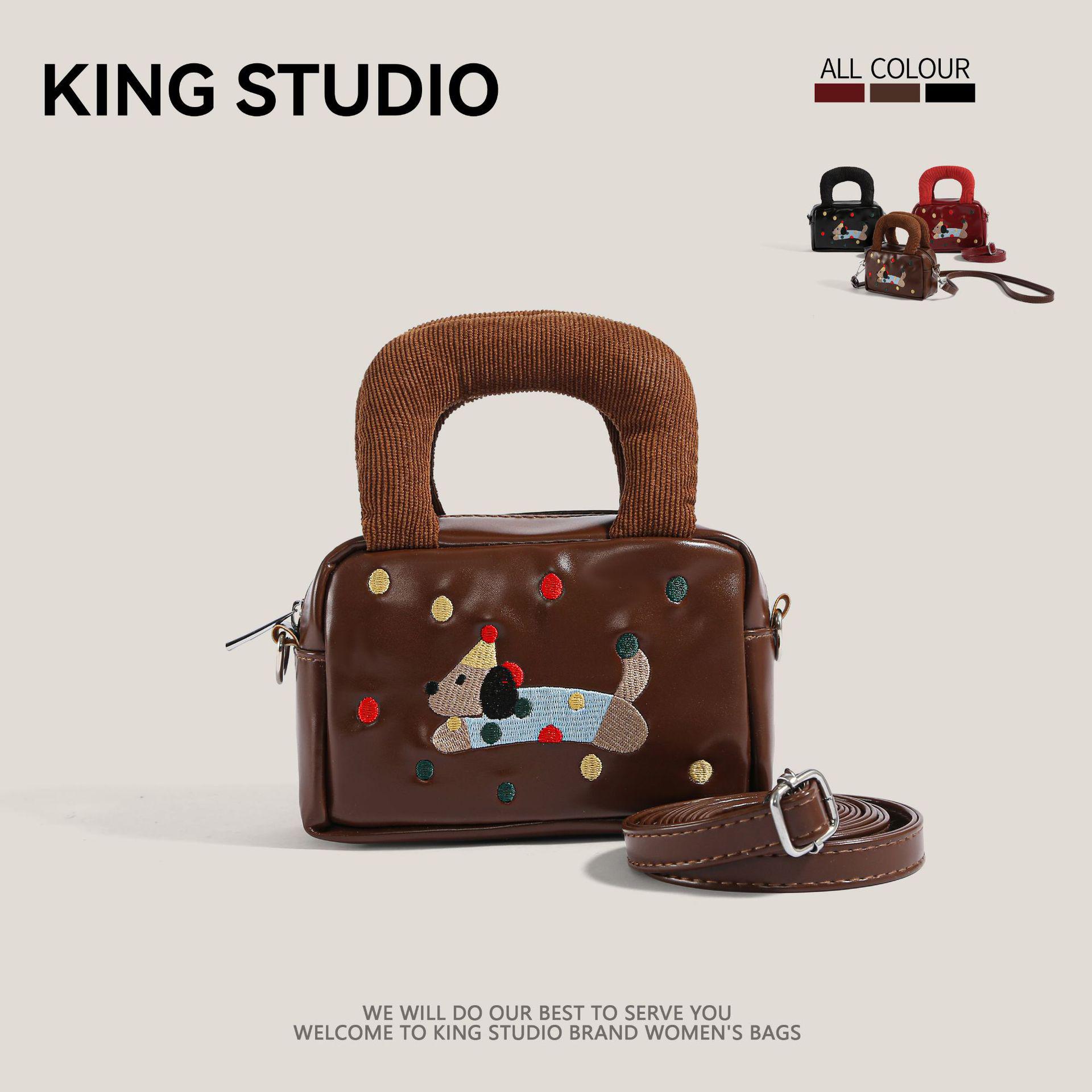 

Women s 2025 Trendy Dachshund Design Crossbody Handbag: Versatile, Stylish Square Bag коричневий