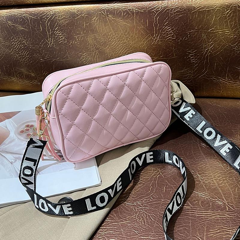 Women Bag Spring And Autumn New Lingge Shoulder Bag Korean Crossbody Bag Fashion Simple Letter Broadband Mobile Phone Bag