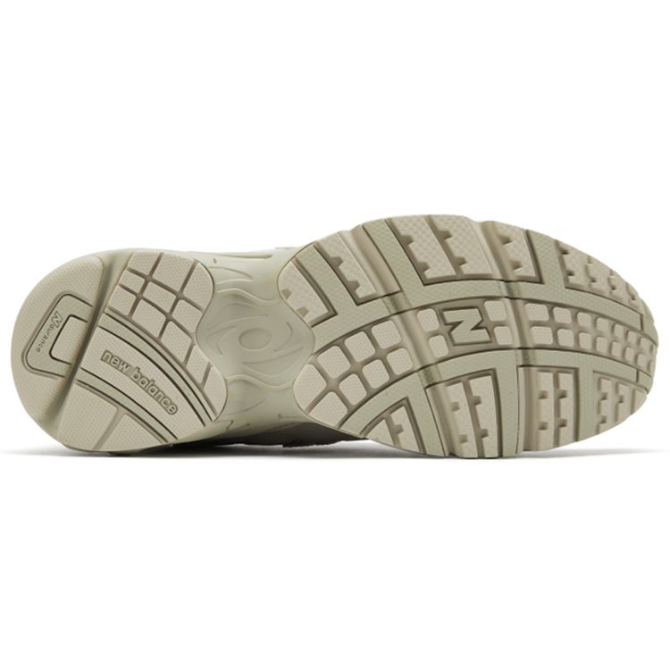 New Balance 725 'Oyster/Metallic Silver' ML725D
