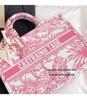 2025 Women's Large Capacity Fashion Tote: Simple Print Handbag & Souvenir Shopping Bag