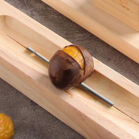 Chestnut Mouthpiece Macadamia Pecans Hazelnuts Opener Easy to Use Portable Lightweight Wooden Nut Cracker Tool
