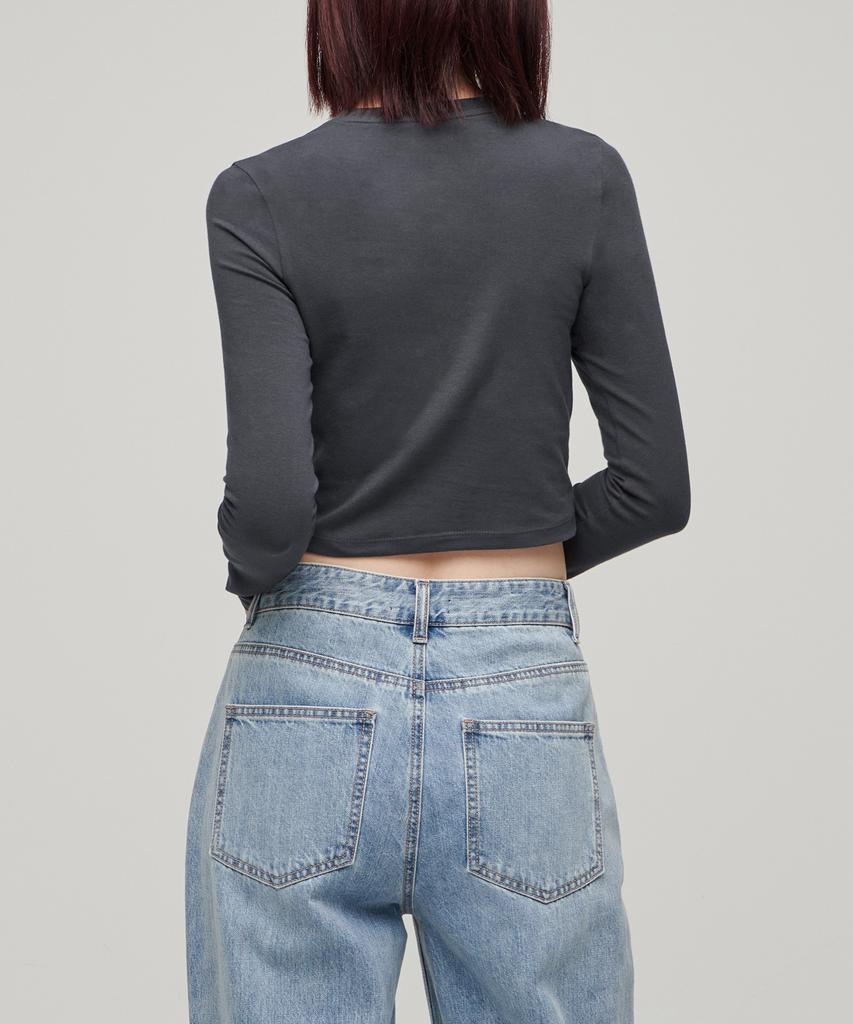 MUSINSA STANDARD WOMAN Women'S Slim Crop Crew Neck Long Sleeve T-Shirt [Dark Gray]
