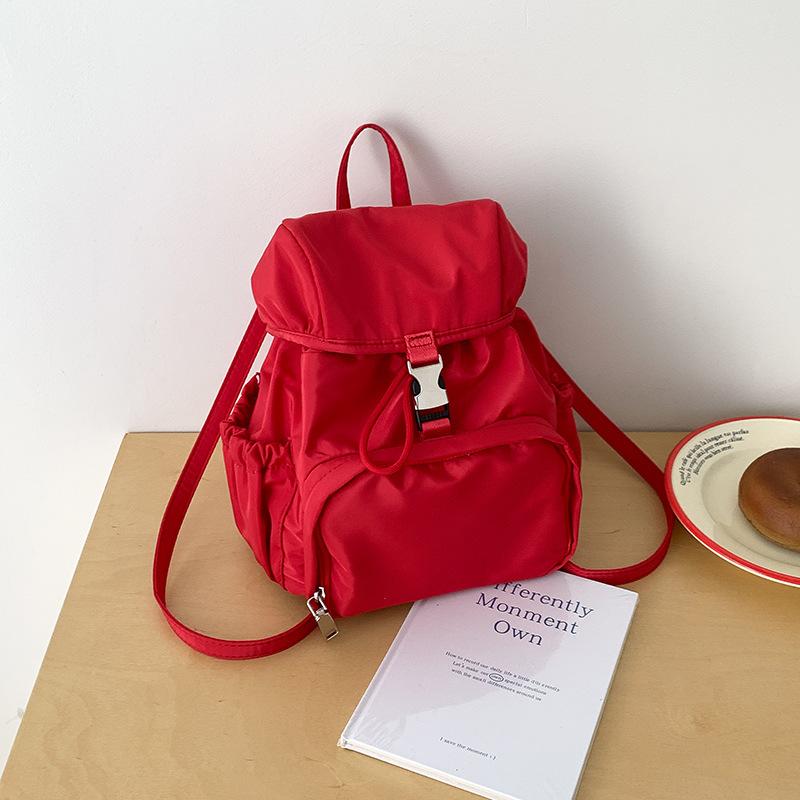 Koreanischer täglicher Nylon-Rucksack für Pendlerinnen, klein für Reisen und Freizeit, einfacher und wasserdichter Rucksack
