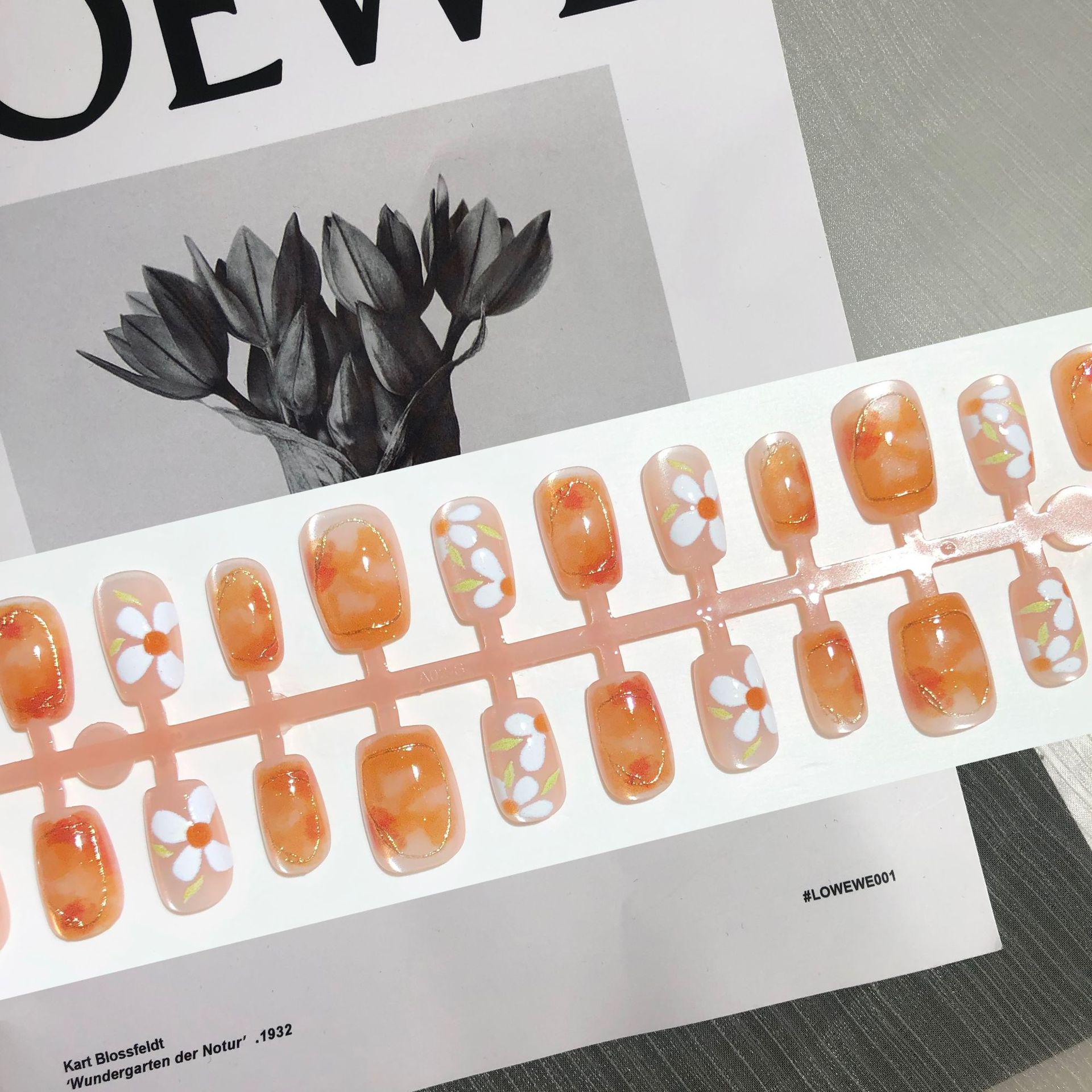 

Ледяной Карамельный Холодный Чай Камелия 3D Позолоченный Янтарный Омбре Кошачий Глаз Ногти - Серия Осень/Зима, 30 штук