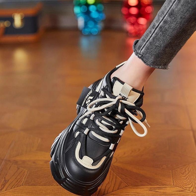 Internet-Berühmtheit Damen Herbst neue dicksohlige Muffin-Schuhe kleiner innerer Höhenzuwachs Damenschuhe Höhenzuwachs