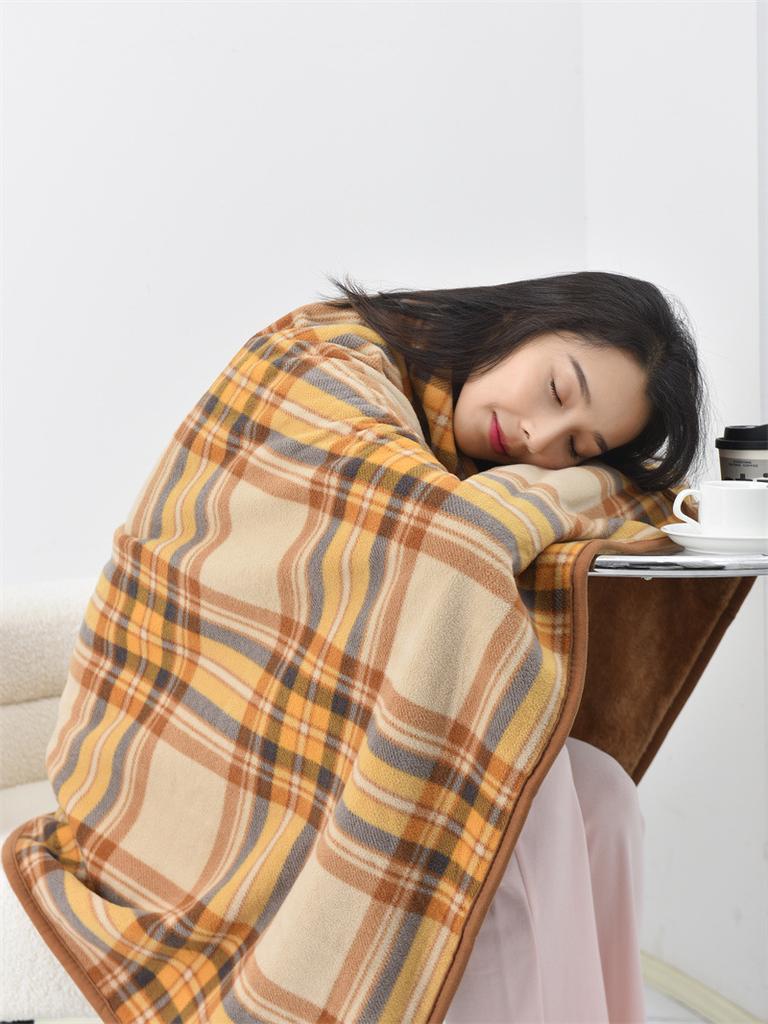 Flannel Blanket Snap Blanket Office Shawl Blanket Sofa Blanket Quilt Plaid Shawl Thickened Cape