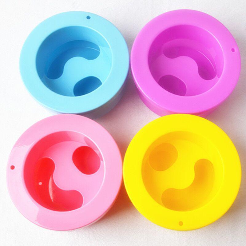 Nail Art Kit: Double-Layer Soak Bowl & Cuticle Softener in Random Colors