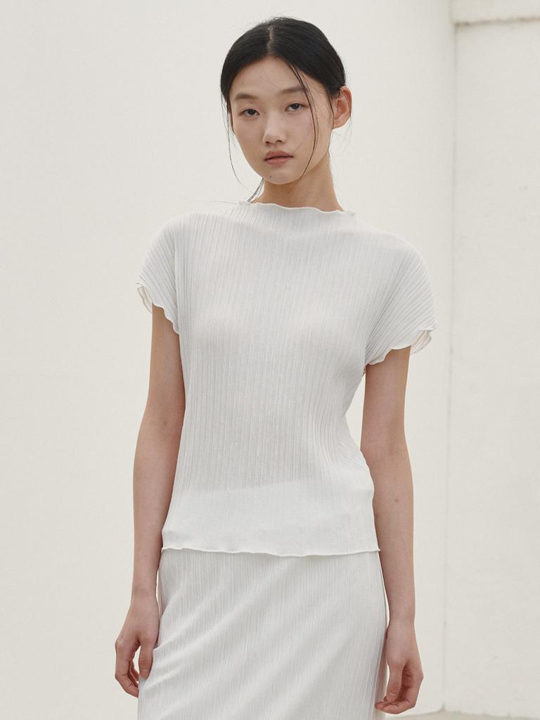 NOUVE Pleated Mock Neck T-Shirt - White