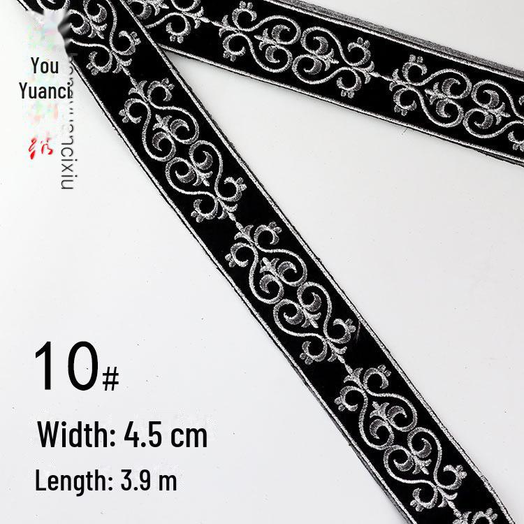 

Вышитый ханьфу с изображением благоприятного облака и кружевной подложкой на самоклеящейся основе