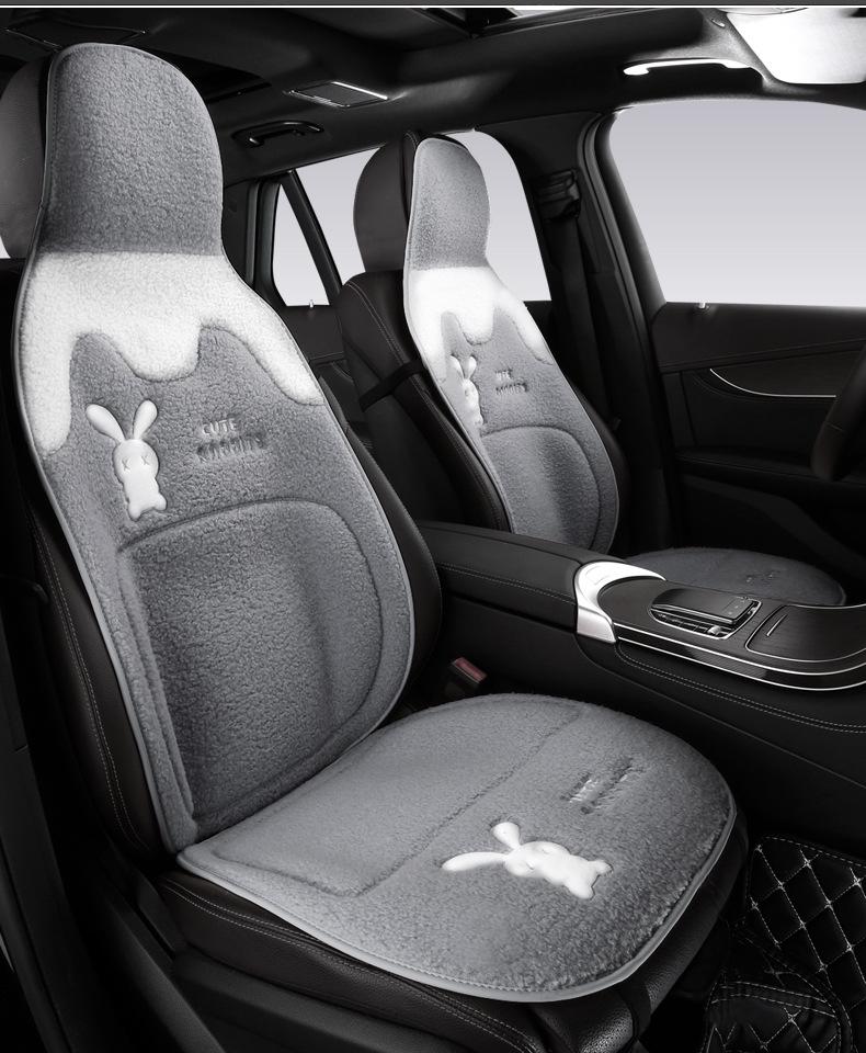 Universal Plush Winter Car Seat Cushion - Thick, Warm, Goddess Style for Five-Seaters