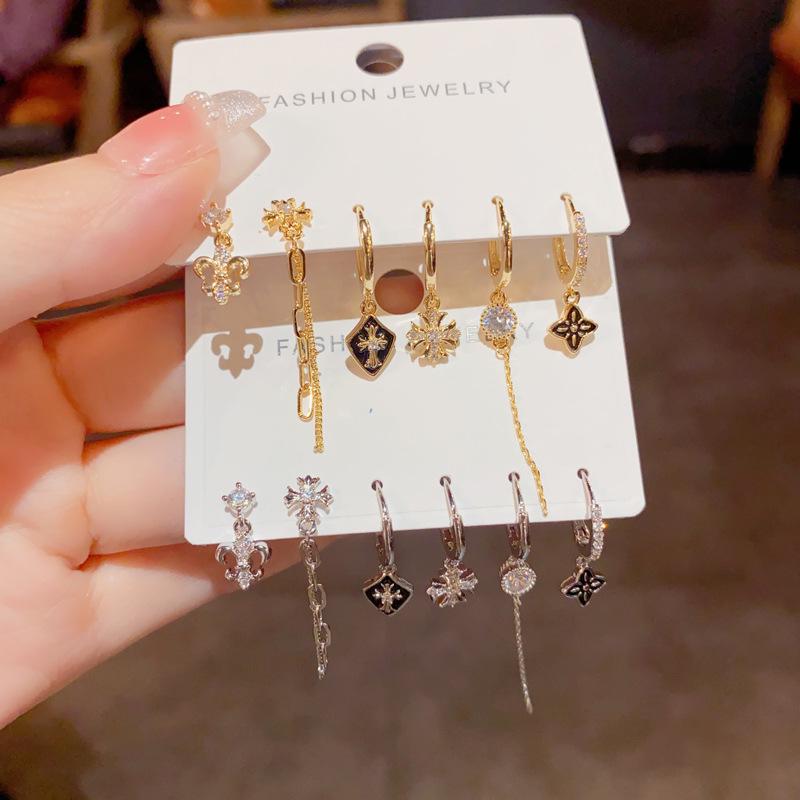 Koreanisches Exquisites Zirkon-Kreuz Sechs-teiliges Ohrring-Set - Nischendesign