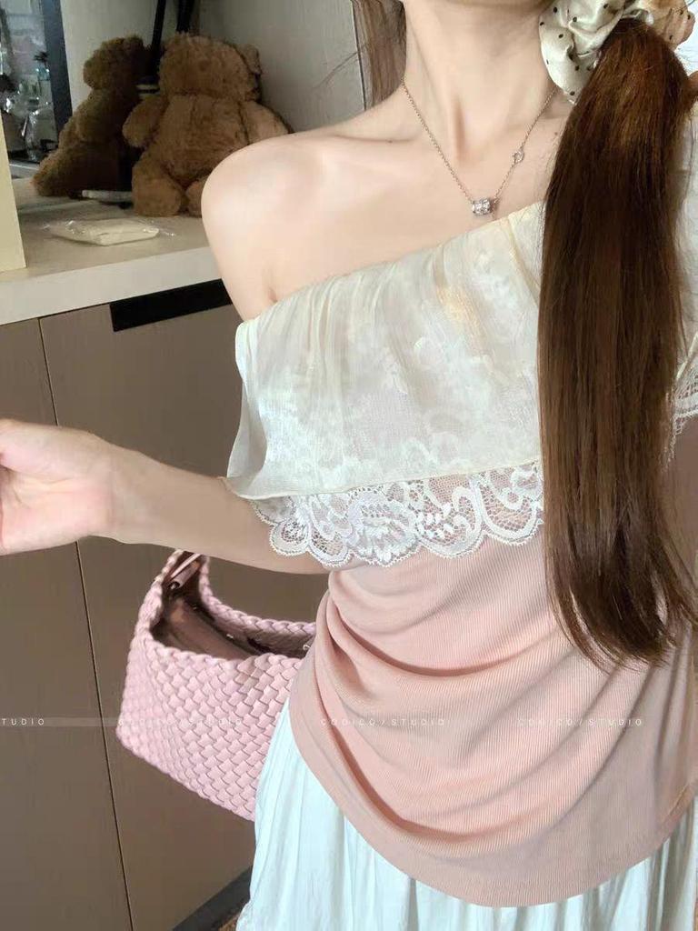 Plus Size One-Shoulder Ruffle Lace Patchwork Top - Versatile, Slimming T-Shirt for Women