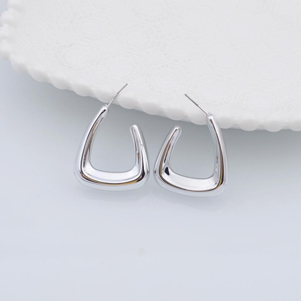 Velká geometrie ve tvaru U lichoběžník zlatá barva Hladké náušnice CCB pro ženy Minimalismus Hyperbole Módní párty šperky