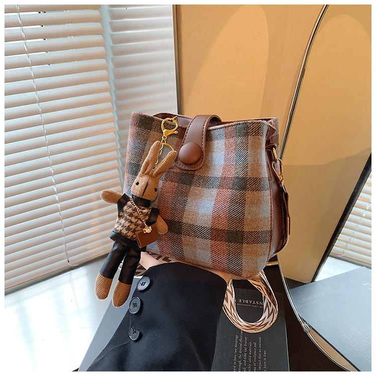 2025 Satchel Women, New Fashion Messenger Bag Women's High-end Texture Shoulder Small Square Bag In Stock