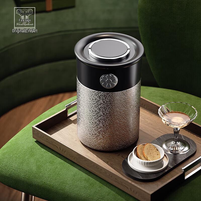 Huo Xiang Thermal Food Jar with Handle and Folding Spoon