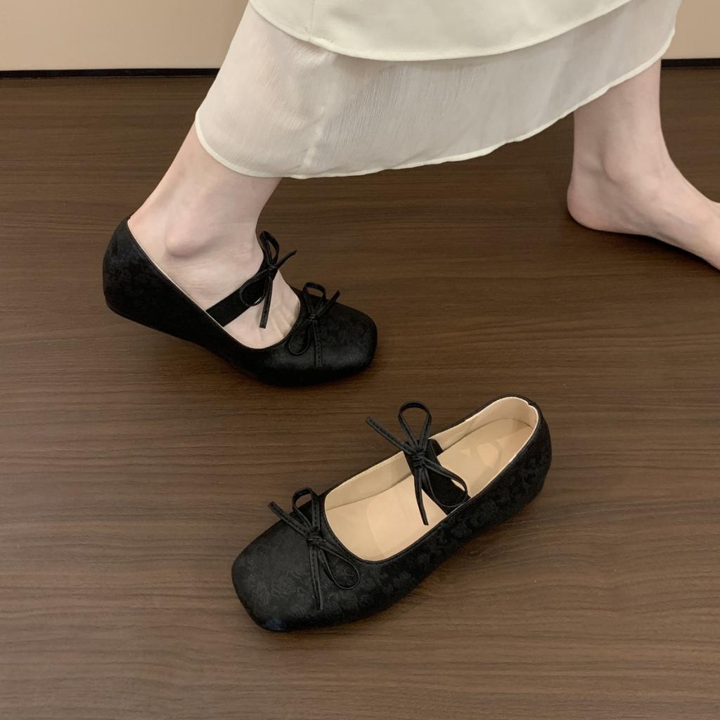 Square head bow ballet shoes women's summer 2025 new French sweet with skirt inner height increase Mary Jane shoes