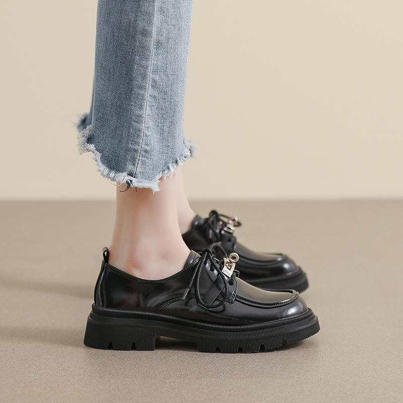 thick-soled women's spring and autumn lace-up retro small leather shoes thick heel soft sole large size women's shoes