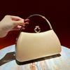 Modisch schlichte Abendtasche für Damen - Elegante Crossbody-Tasche mit Schultergurt und Henkeltasche