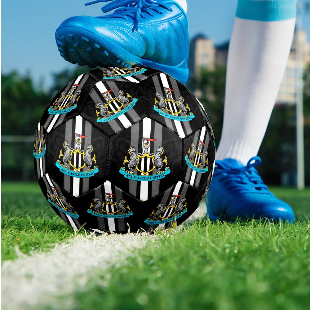 Newcastle United Theme Size 5 Match Soccer Ball Professional Outdoor Football Soft Touch Training Ball