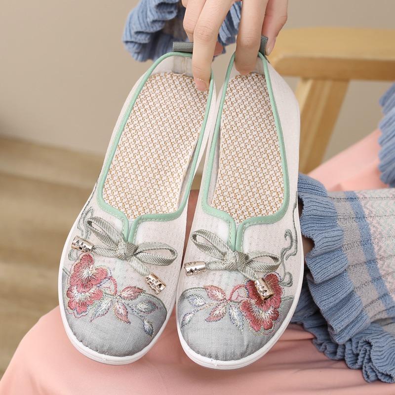 

Тканевые туфли женские новые одинарные туфли плетеные вышитые туфли студенческие женские туфли на мягкой подошве 40 зелёный