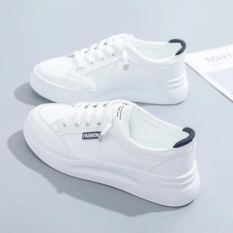 Little White Shoes Women's 2025 New Spring and Autumn Platform Korean Version Versatile Fashion Niche Sports Explosive Casual Board Shoes Women