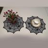 Schwarze runde Schnürsenkel-Deckchen mit Spinnennetzen Tischset für Paare und Einweihung